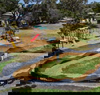 Victor Harbor Holiday  Cabin Park - Foster Accommodation