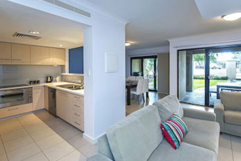 Yallingup Beach Resort - Foster Accommodation 3