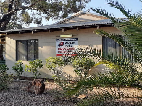 Acclaim Gateway Caravan Park - Foster Accommodation 1