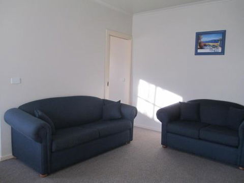 Echo Beach Tourist Park - Foster Accommodation 6
