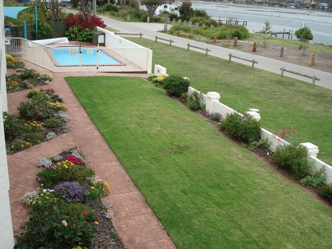 Bayview Apartments Merimbula - Foster Accommodation 1