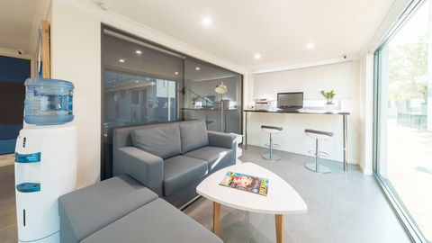 Batavia Apartment - Foster Accommodation 6