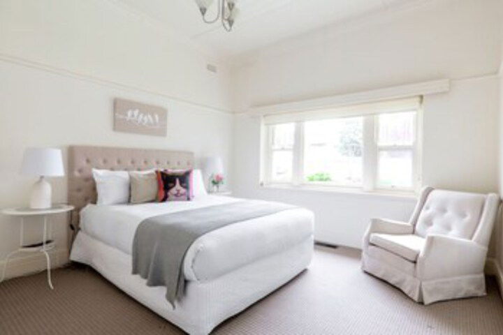 Templestowe Lower VIC Foster Accommodation