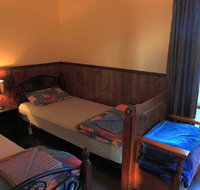 Stanley Lakeside Spa Cabins - Foster Accommodation