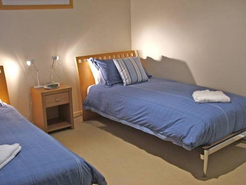 Sorrento Luxury Apartments - Foster Accommodation 2
