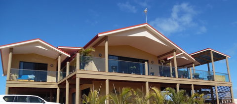 On The Deck @ Shark Bay - Foster Accommodation 0