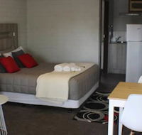 Thomas Lodge Motel - Foster Accommodation