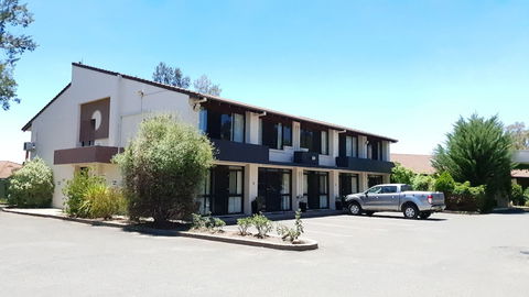 All Seasons Motel Armidale - Foster Accommodation 0