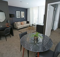 Alex Perry Hotel  Apartments - Foster Accommodation