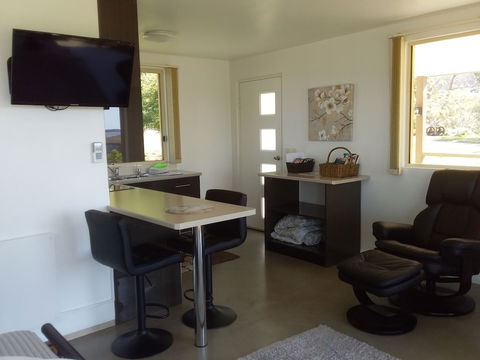 Pelican Point Sanctuary - Foster Accommodation 4