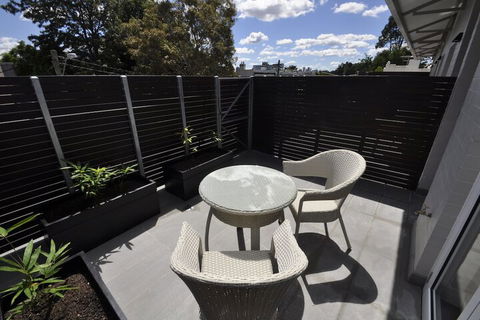 Glebe Furnished Apartments - Foster Accommodation 6
