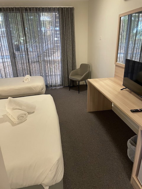 Roxby Downs Motor Inn - Foster Accommodation 0