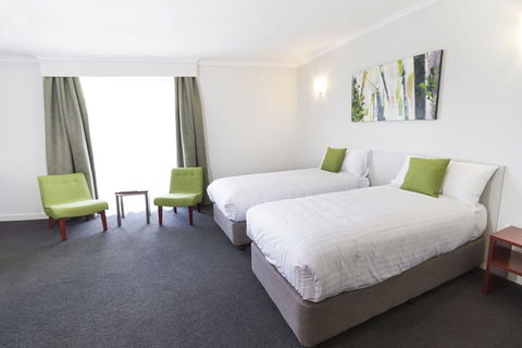 Abode Narrabundah - Foster Accommodation 7
