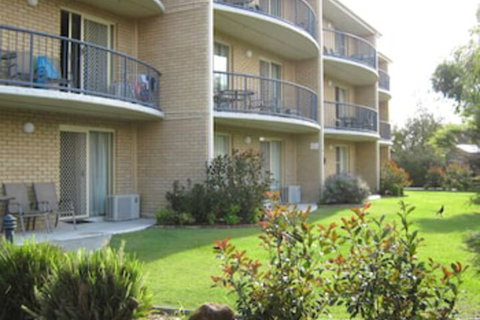 Tamarind Sands Resort - Foster Accommodation 2