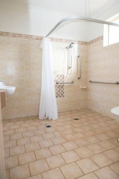 A-line Motel - Foster Accommodation 5