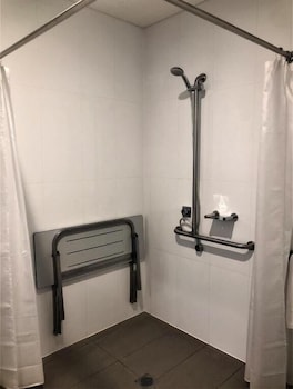 Quest Kings Park - Foster Accommodation 4