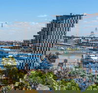 Peppers Docklands - Foster Accommodation