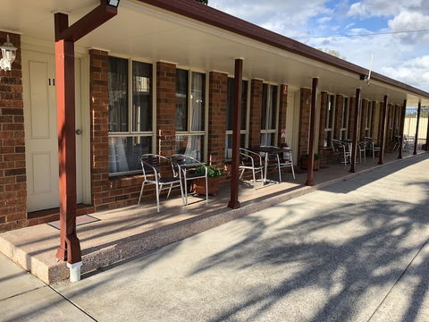 Aussie Rest Motel - Foster Accommodation 1