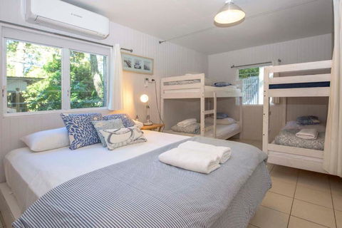 Sea Shanties - Foster Accommodation 6