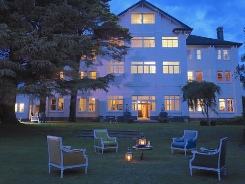 The Robertson Hotel - Foster Accommodation 0
