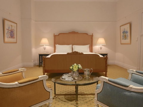 The Robertson Hotel - Foster Accommodation 4