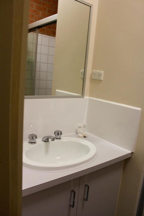 Cranbourne Motor Inn - Foster Accommodation 5