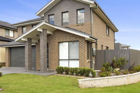 Serviced Houses Casula - Foster Accommodation 3