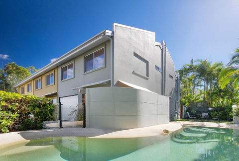 The Islander 1 - Foster Accommodation 1