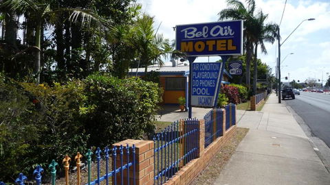 Bel Air Motel - Foster Accommodation 3