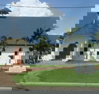 Kurrmine Beach Motel - Foster Accommodation