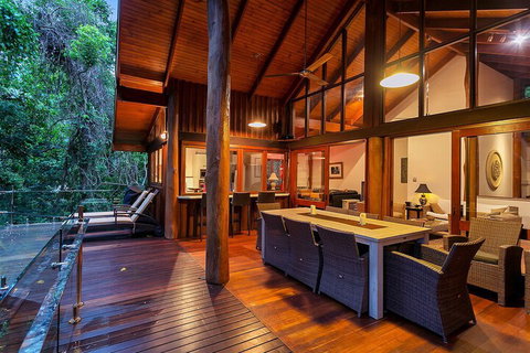 Wanggulay Treetops Cairns City - Foster Accommodation 5