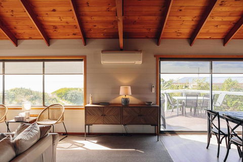 Beach Break - Foster Accommodation 5