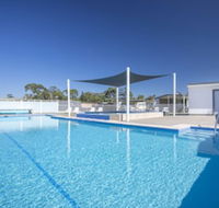Lakeside Cabins  Holiday Village - Foster Accommodation