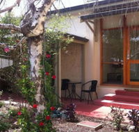 A Secret Garden - Foster Accommodation