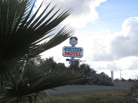Allonville Motel - Foster Accommodation 4