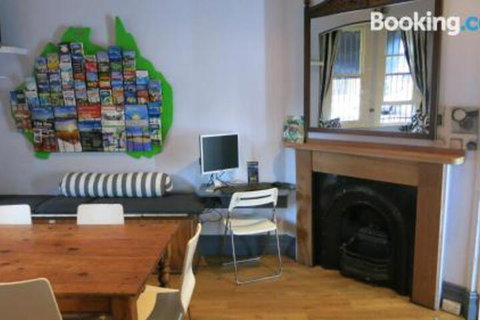Kanga House Backpackers - Foster Accommodation 5
