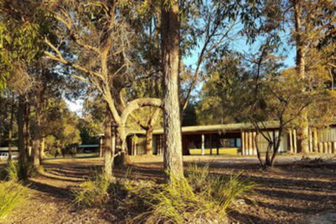 Woodbine Park Eco Cabins - Foster Accommodation 0