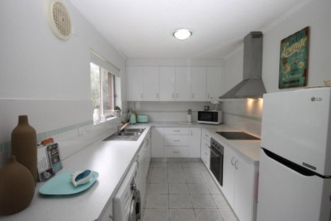 CHILL OUT BEACHSIDE At FORSTER - Foster Accommodation 1