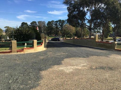 Alpine Country Motel - Foster Accommodation 1
