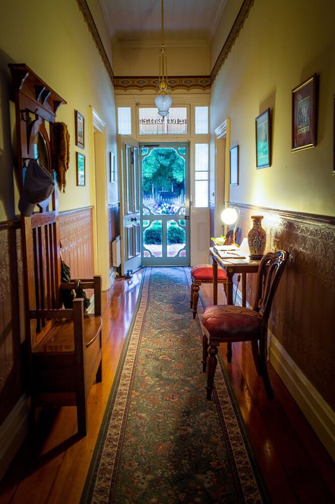 Erindale Guest House - Foster Accommodation 0