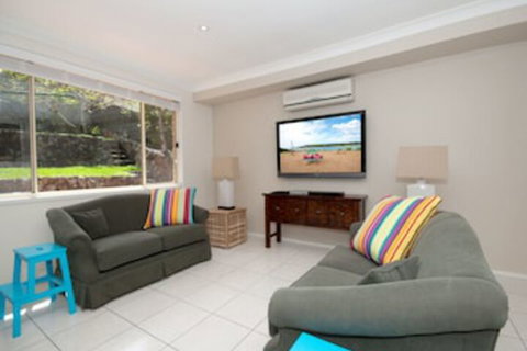 My Shell 55 Blanch Street - Foster Accommodation 0