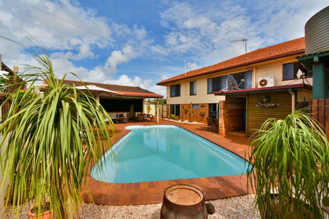 Dunelm House Bed And Breakfast - Foster Accommodation 4