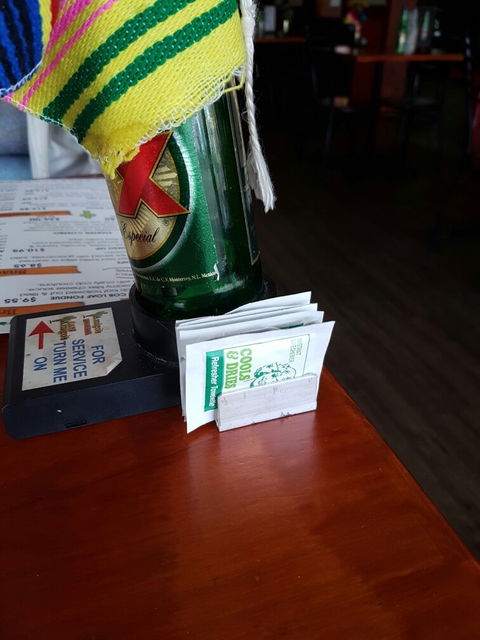 Amigo's Bar & Grill - Foster Accommodation 3