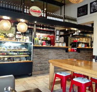 Mamma Lina's Bar Cafe - Foster Accommodation