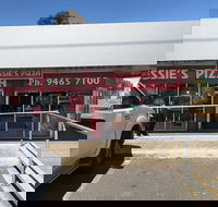 Jessie's Pizza - Foster Accommodation