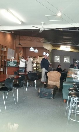 Rambling Rose Cafe And Giftware - Foster Accommodation 0