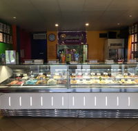 Dooleys Ice Cream - The Ice Cream Tub - Foster Accommodation