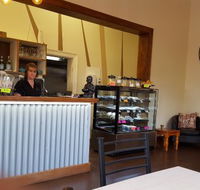 Essence Coffee Lounge - Foster Accommodation