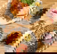 Mantellina - Foster Accommodation