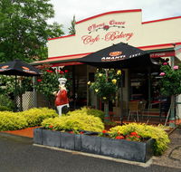 O'Hara's  Clunes Cafe- Bakery - Foster Accommodation